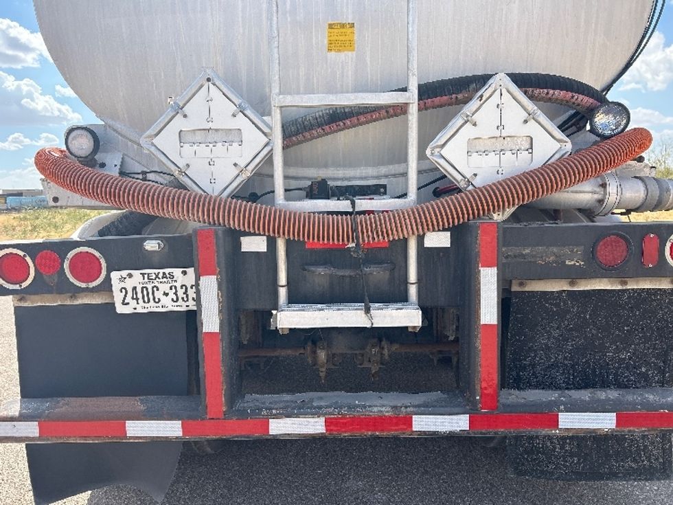 Tank Trailer-Semi Trailers-YOUNGS TANK, INC-2006-Trailer-Odessa-TX-659,780\n\t\tmiles-$ 25,000 - Image 8
