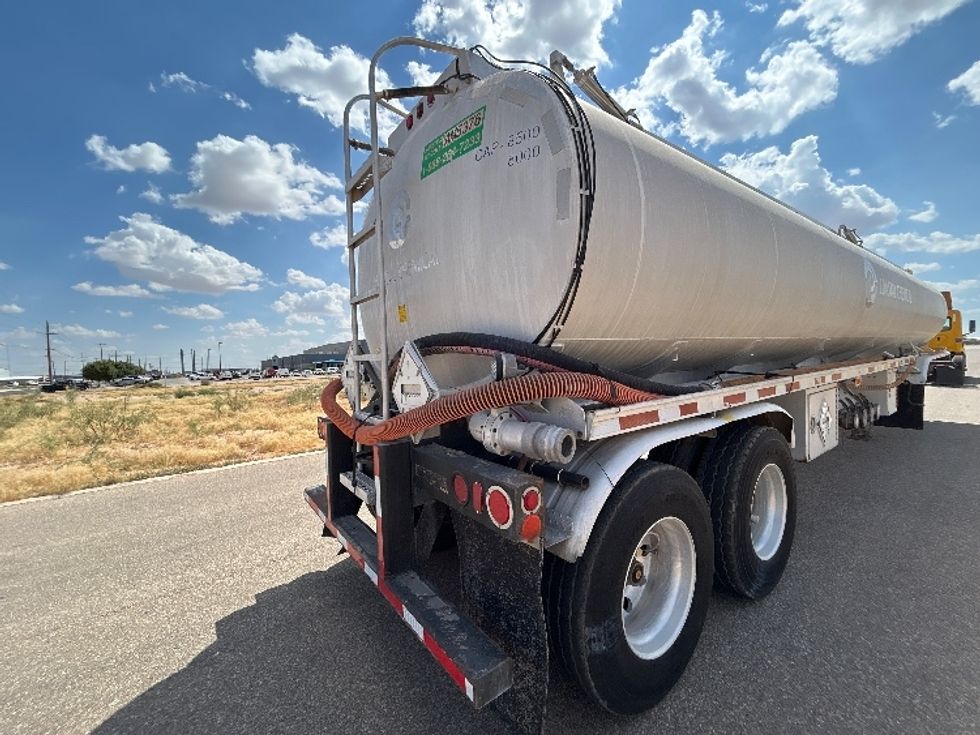 Tank Trailer-Semi Trailers-YOUNGS TANK, INC-2006-Trailer-Odessa-TX-659,780\n\t\tmiles-$ 25,000 - Image 9