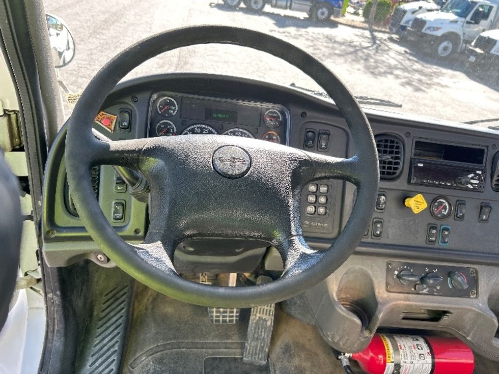 Tanker Truck-Specialized Equipment-Freightliner-2019-M2-Prince George-VA-122,049\n\t\tmiles-$ 48,500 - Image 13