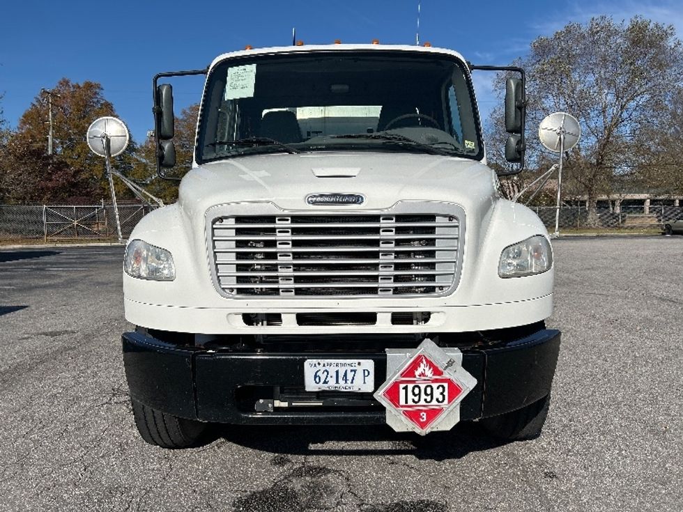 Tanker Truck-Specialized Equipment-Freightliner-2019-M2-Prince George-VA-122,049\n\t\tmiles-$ 48,500 - Image 2