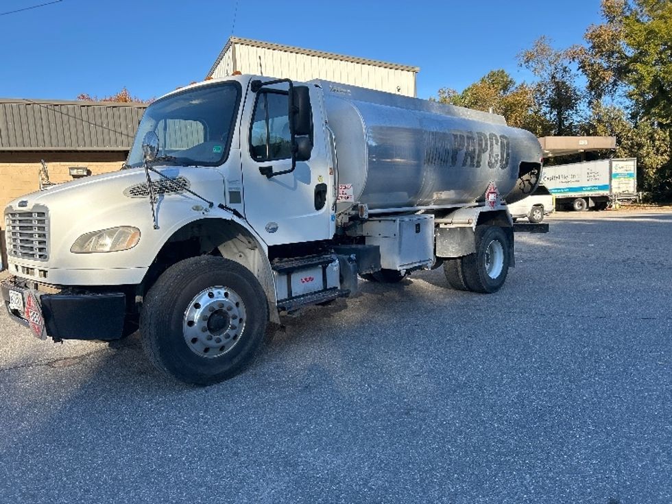 Tanker Truck-Specialized Equipment-Freightliner-2019-M2-Prince George-VA-163,569\n\t\tmiles-$ 50,500 - Image 3