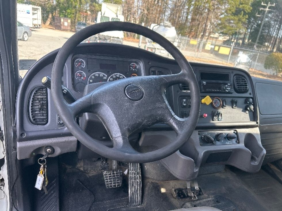 Tanker Truck-Specialized Equipment-Freightliner-2019-M2-Prince George-VA-164,434\n\t\tmiles-$ 35,750 - Image 13