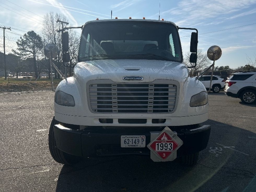 Tanker Truck-Specialized Equipment-Freightliner-2019-M2-Prince George-VA-164,434\n\t\tmiles-$ 35,750 - Image 2