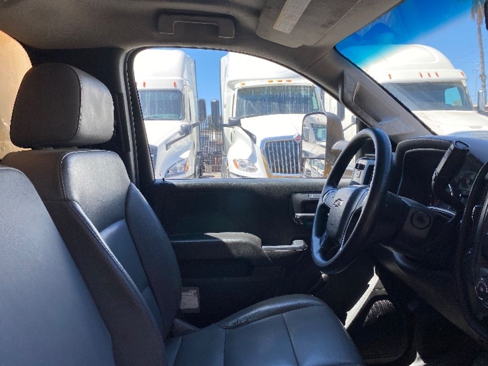 Utility Truck-Specialized Equipment-Chevrolet-2018-SILVERAD-Torrance-CA-121,265\n\t\tmiles-$ 26,750 - Image 22