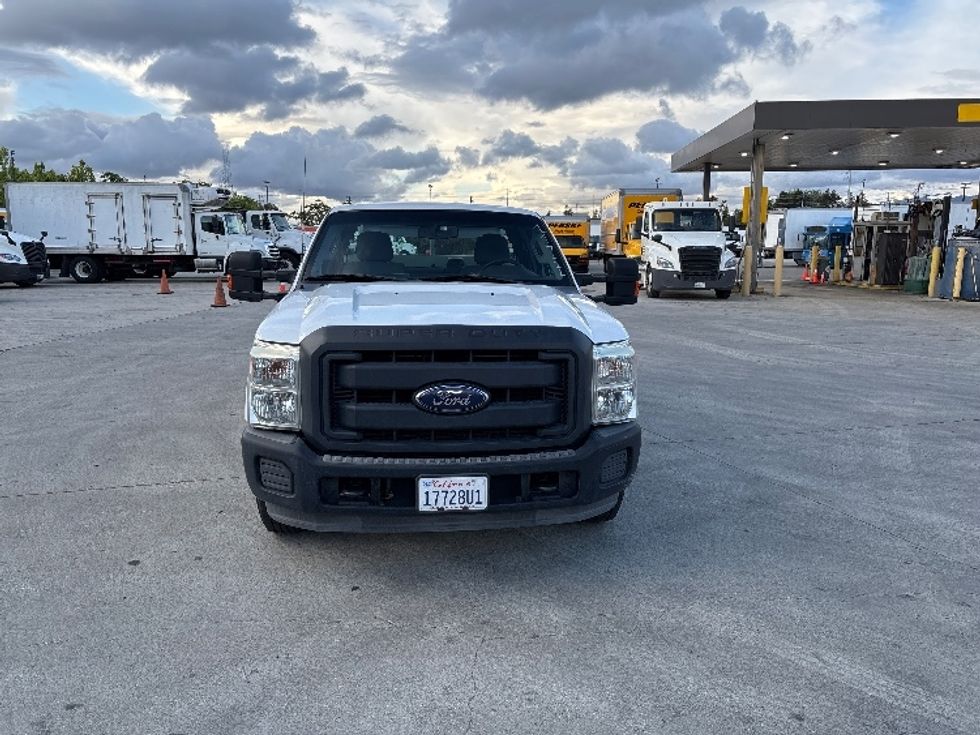 Utility Truck-Specialized Equipment-Ford-2015-F250-West Sacramento-CA-114,081\n\t\tmiles-$ 23,500 - Image 2