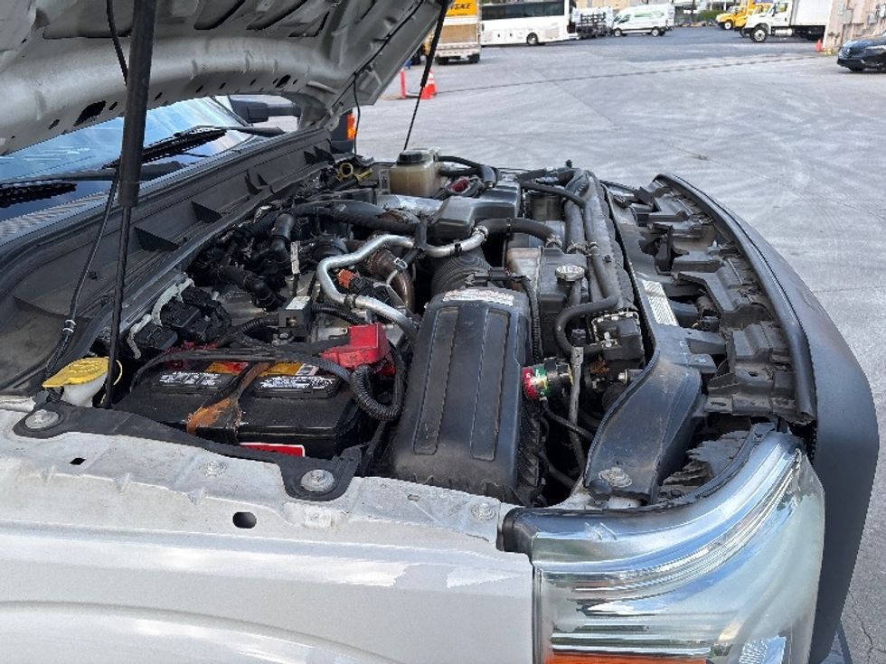 Utility Truck-Specialized Equipment-Ford-2015-F250-West Sacramento-CA-114,081\n\t\tmiles-$ 23,500 - Image 23