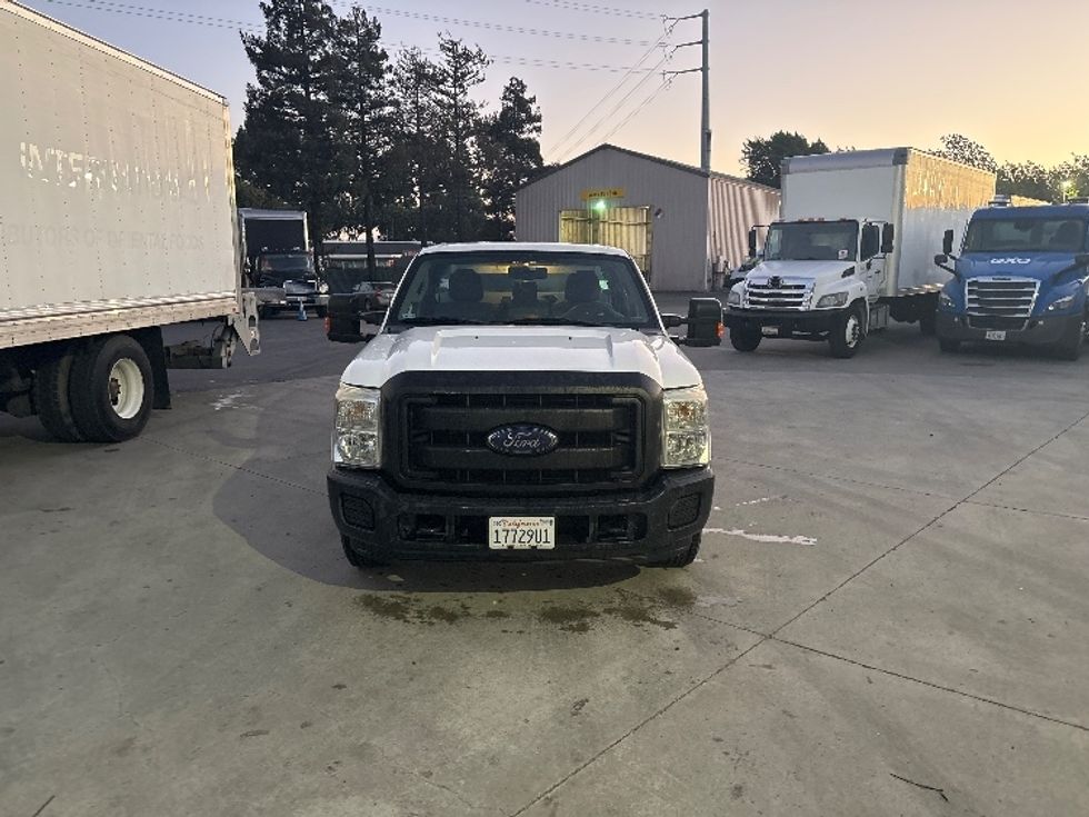 Utility Truck-Specialized Equipment-Ford-2015-F250-West Sacramento-CA-123,208\n\t\tmiles-$ 20,000 - Image 2