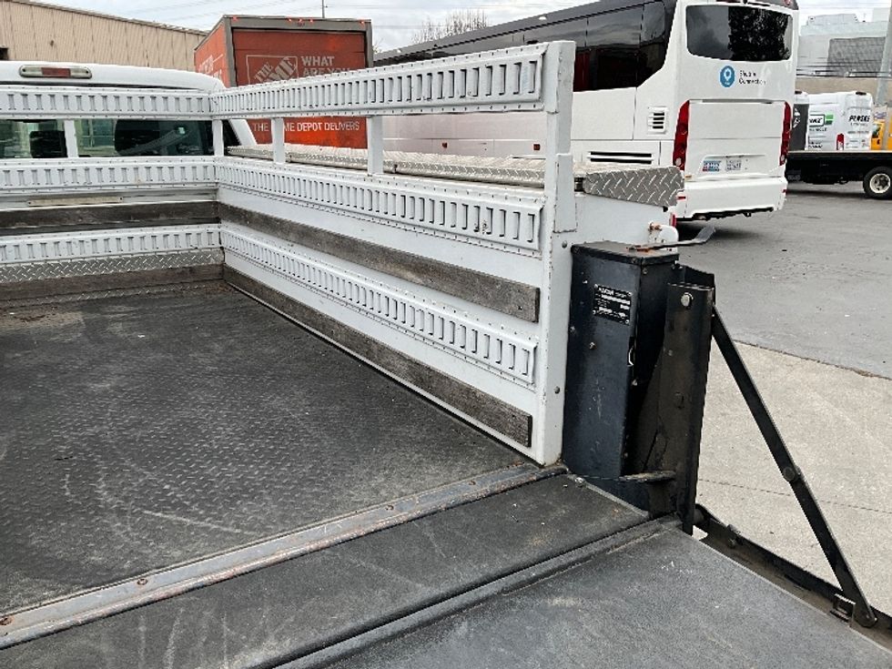 Utility Truck-Specialized Equipment-Ford-2015-F250-West Sacramento-CA-144,620\n\t\tmiles-$ 17,500 - Image 12