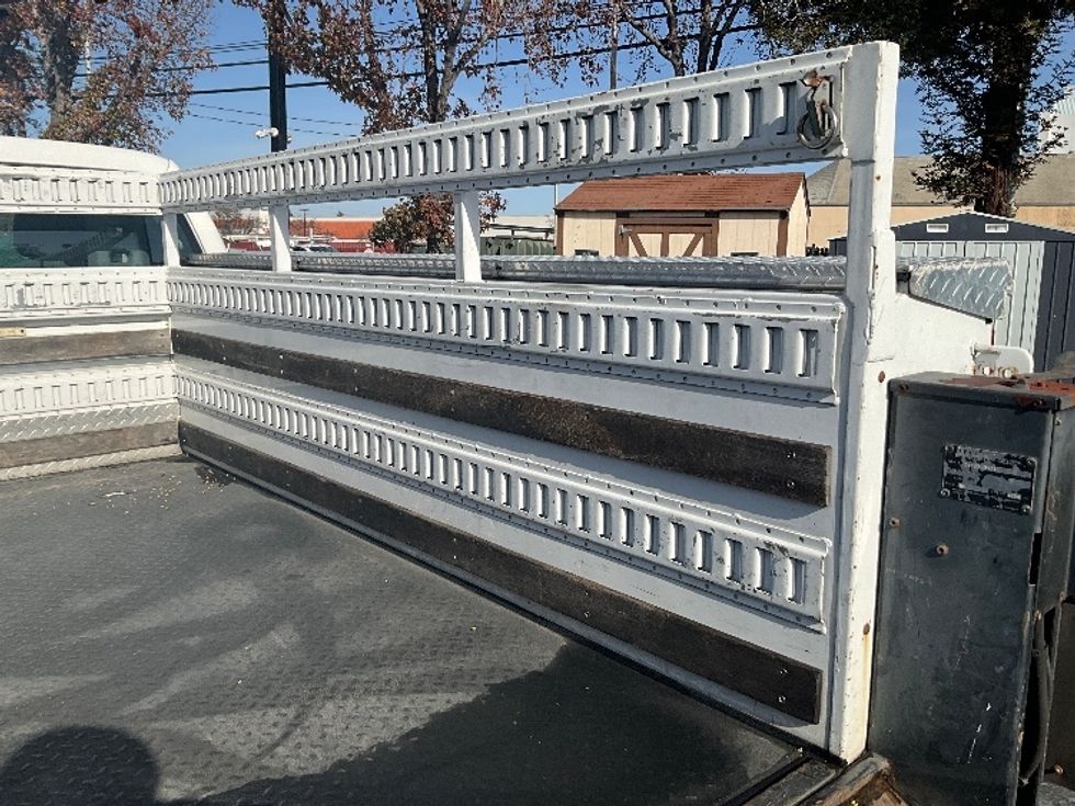 Utility Truck-Specialized Equipment-Ford-2015-F250-West Sacramento-CA-233,801\n\t\tmiles-$ 15,000 - Image 12