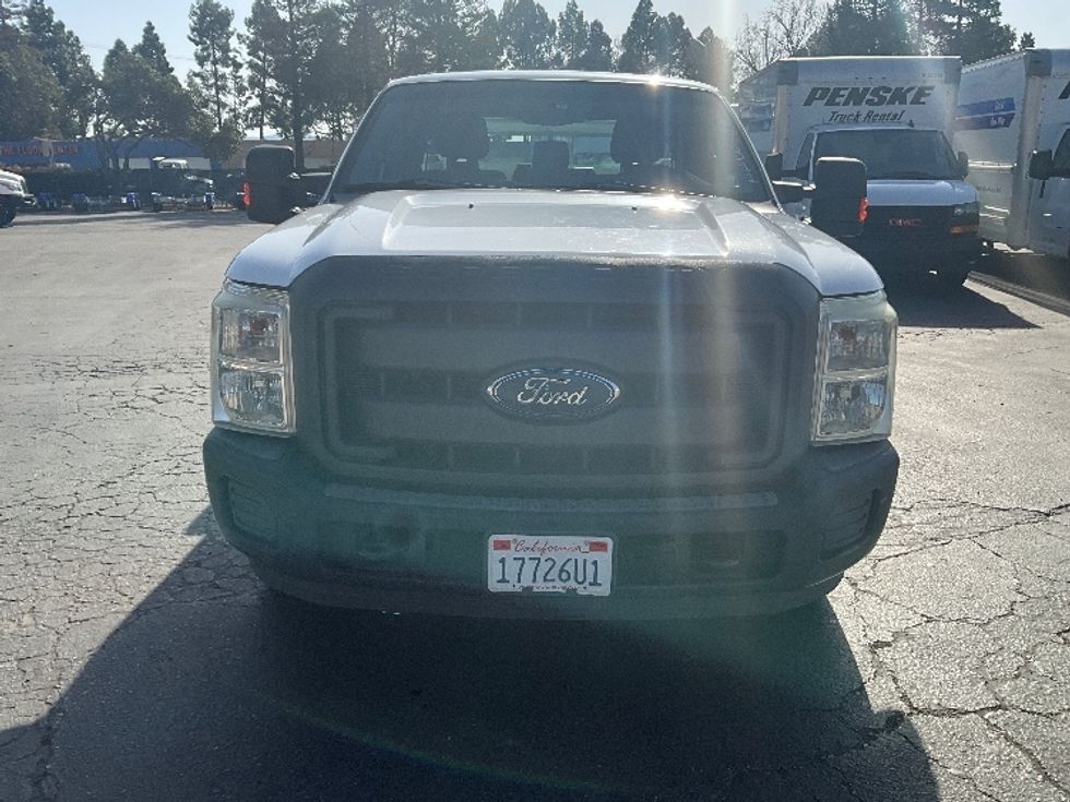 Utility Truck-Specialized Equipment-Ford-2015-F250-West Sacramento-CA-233,801\n\t\tmiles-$ 15,000 - Image 2