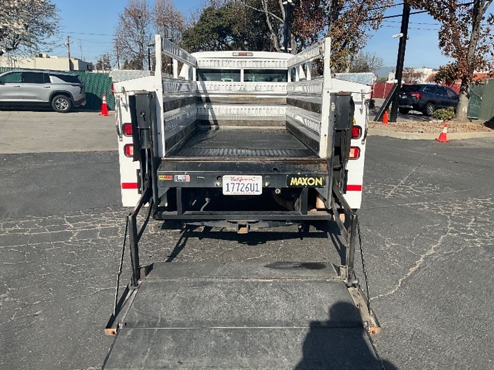 Utility Truck-Specialized Equipment-Ford-2015-F250-West Sacramento-CA-233,801\n\t\tmiles-$ 15,000 - Image 9