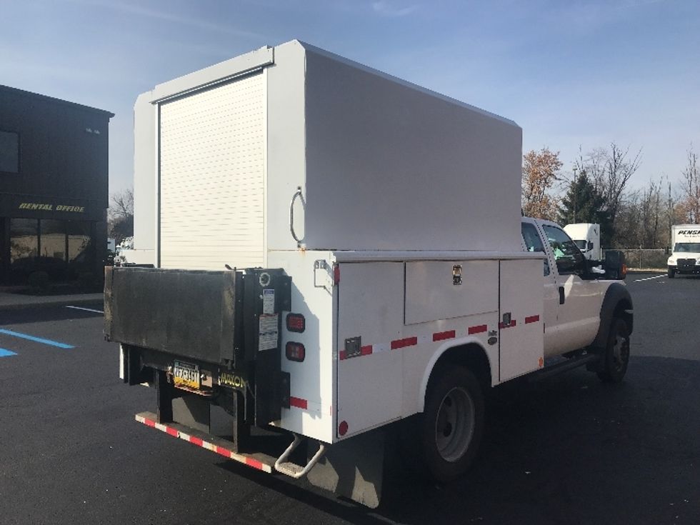 Utility Truck-Specialized Equipment-Ford-2015-F450-Bensalem-PA-66,290\n\t\tmiles-$ 33,500 - Image 13