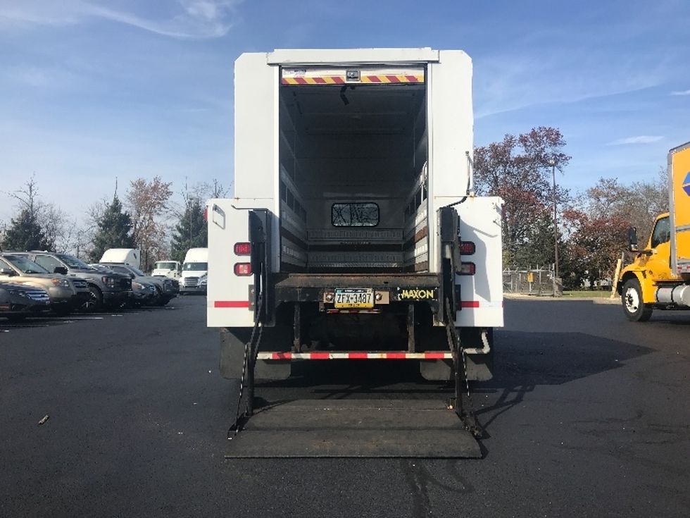 Utility Truck-Specialized Equipment-Ford-2015-F450-Bensalem-PA-66,290\n\t\tmiles-$ 33,500 - Image 9