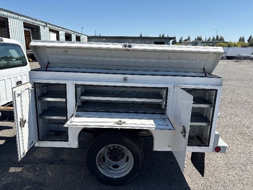Utility Truck-Specialized Equipment-Ford-2016-F450-West Sacramento-CA-50,594\n\t\tmiles-$ 35,750 - Image 10