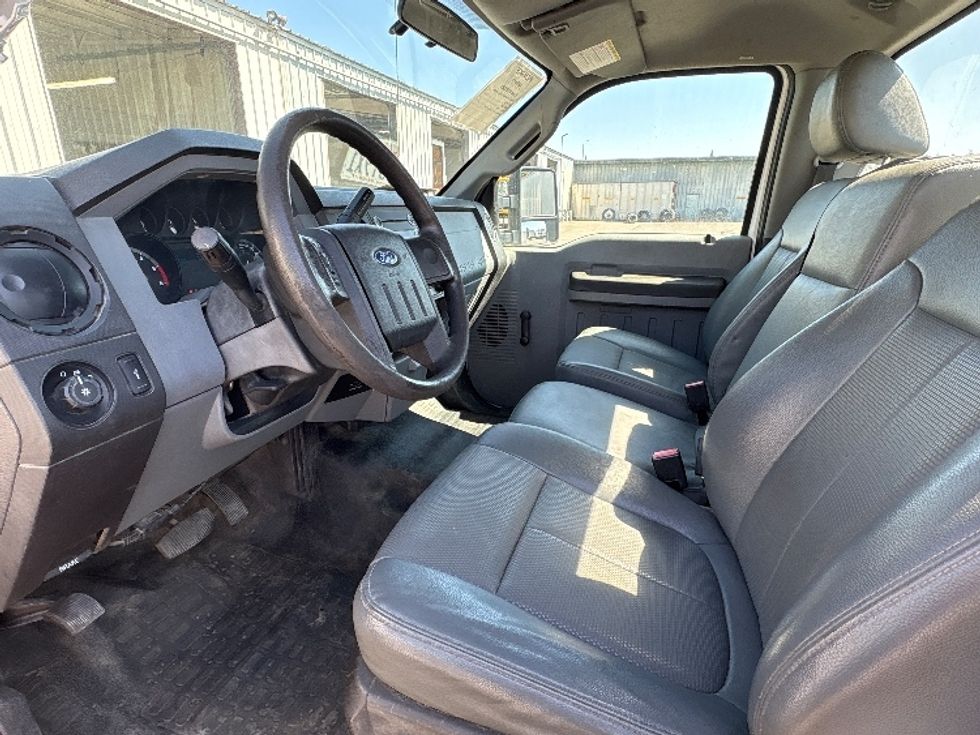 Utility Truck-Specialized Equipment-Ford-2016-F450-West Sacramento-CA-50,594\n\t\tmiles-$ 35,750 - Image 16