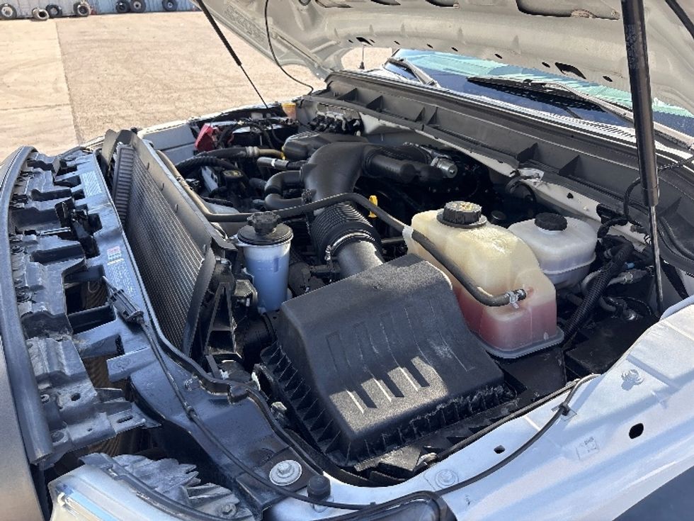 Utility Truck-Specialized Equipment-Ford-2016-F450-West Sacramento-CA-50,594\n\t\tmiles-$ 35,750 - Image 23