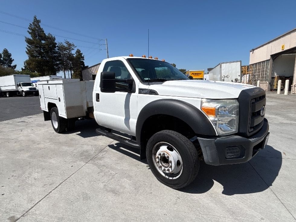 Utility Truck-Specialized Equipment-Ford-2016-F450-West Sacramento-CA-65,143\n\t\tmiles-$ 33,250 - Image 1