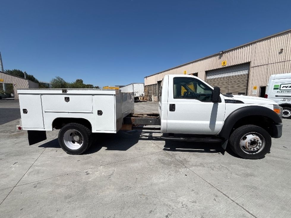 Utility Truck-Specialized Equipment-Ford-2016-F450-West Sacramento-CA-65,143\n\t\tmiles-$ 33,250 - Image 13