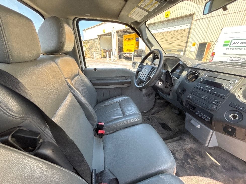 Utility Truck-Specialized Equipment-Ford-2016-F450-West Sacramento-CA-65,143\n\t\tmiles-$ 33,250 - Image 20