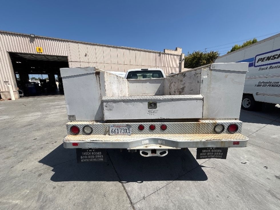 Utility Truck-Specialized Equipment-Ford-2016-F450-West Sacramento-CA-65,143\n\t\tmiles-$ 33,250 - Image 6
