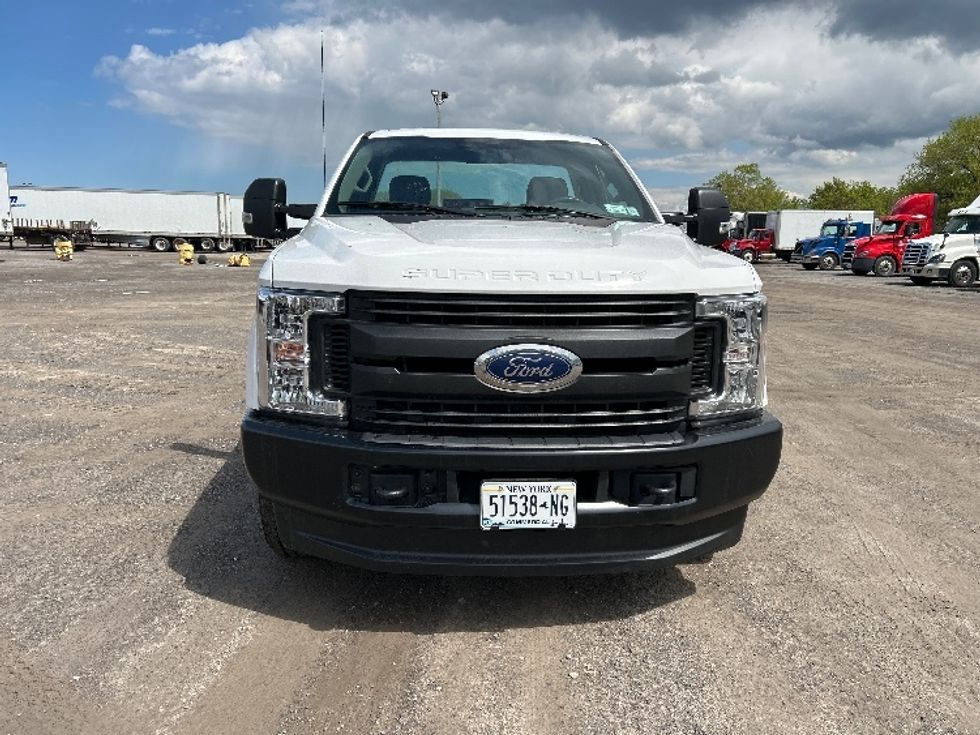 Utility Truck-Specialized Equipment-Ford-2019-F350-Rochester-NY-122,130\n\t\tmiles-$ 30,500 - Image 2