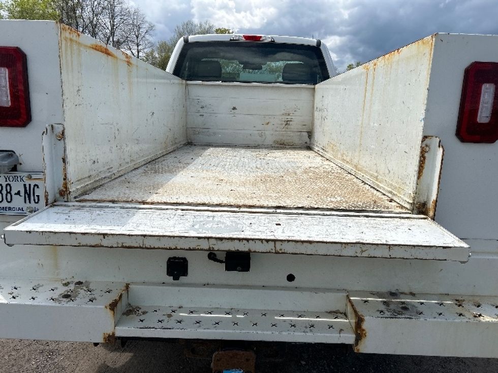 Utility Truck-Specialized Equipment-Ford-2019-F350-Rochester-NY-122,130\n\t\tmiles-$ 30,500 - Image 8