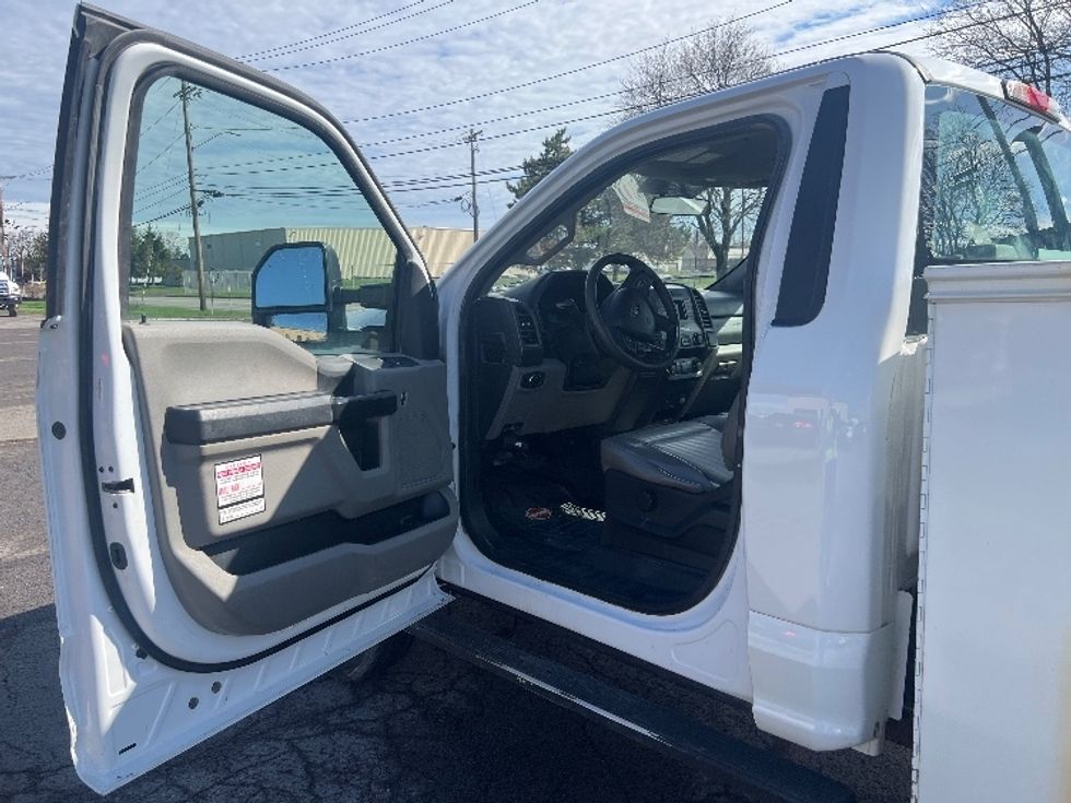 Utility Truck-Specialized Equipment-Ford-2019-F350-Rochester-NY-131,270\n\t\tmiles-$ 30,000 - Image 16
