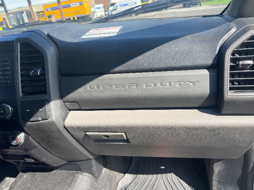 Utility Truck-Specialized Equipment-Ford-2019-F350-Rochester-NY-131,270\n\t\tmiles-$ 30,000 - Image 21