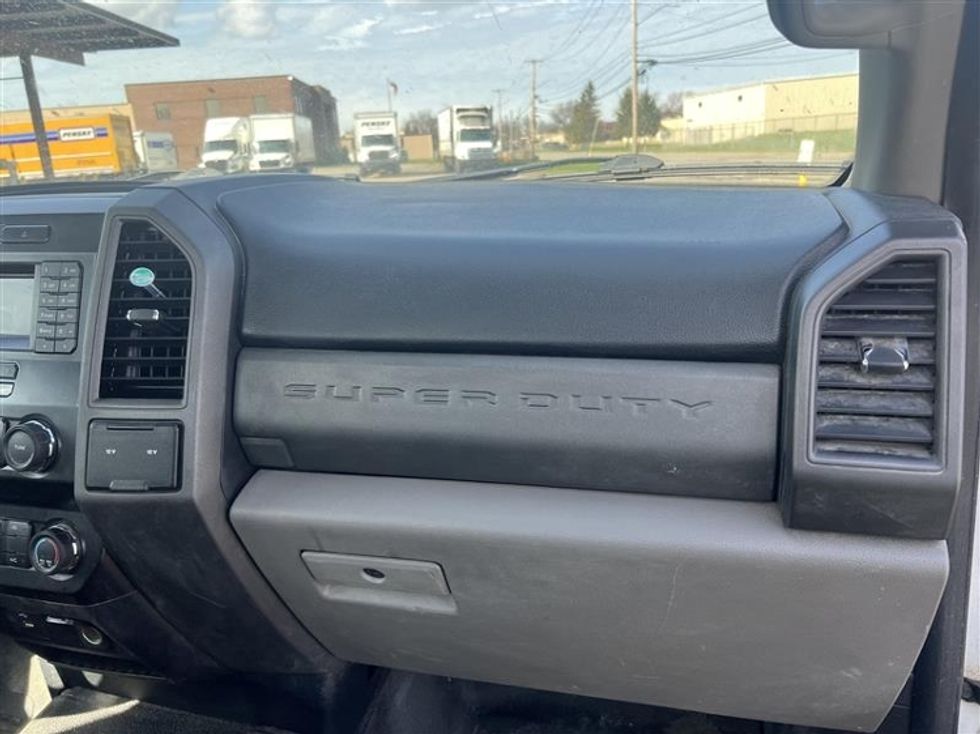 Utility Truck-Specialized Equipment-Ford-2019-F350-Rochester-NY-135,972\n\t\tmiles-$ 30,000 - Image 19
