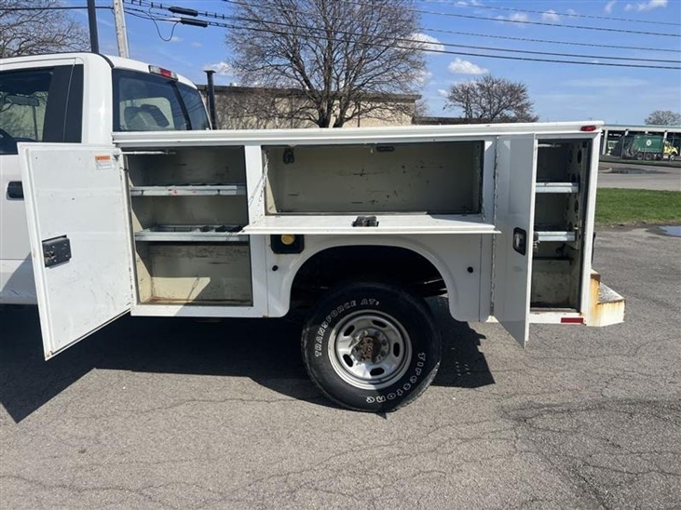Utility Truck-Specialized Equipment-Ford-2019-F350-Rochester-NY-135,972\n\t\tmiles-$ 30,000 - Image 23