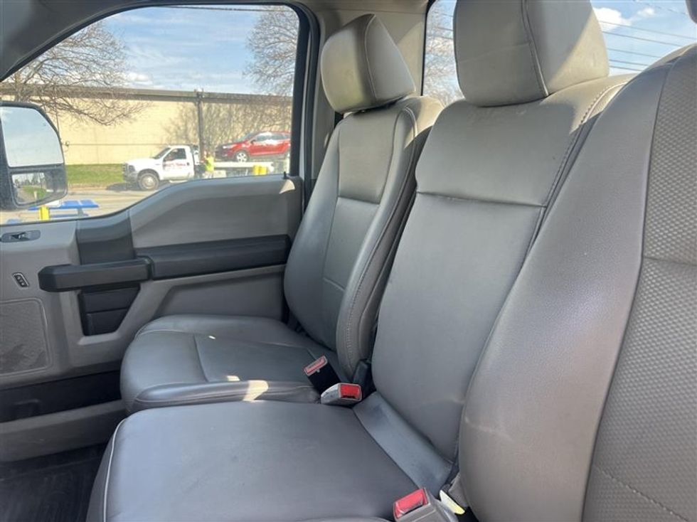 Utility Truck-Specialized Equipment-Ford-2019-F350-Rochester-NY-145,629\n\t\tmiles-$ 30,250 - Image 14