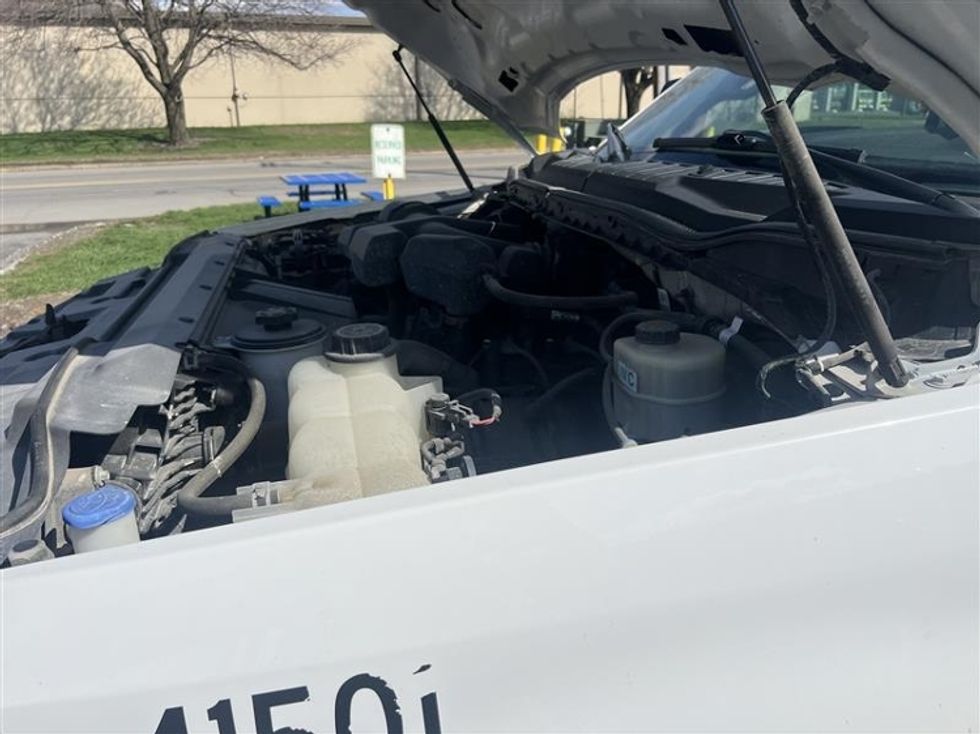 Utility Truck-Specialized Equipment-Ford-2019-F350-Rochester-NY-145,629\n\t\tmiles-$ 30,250 - Image 19