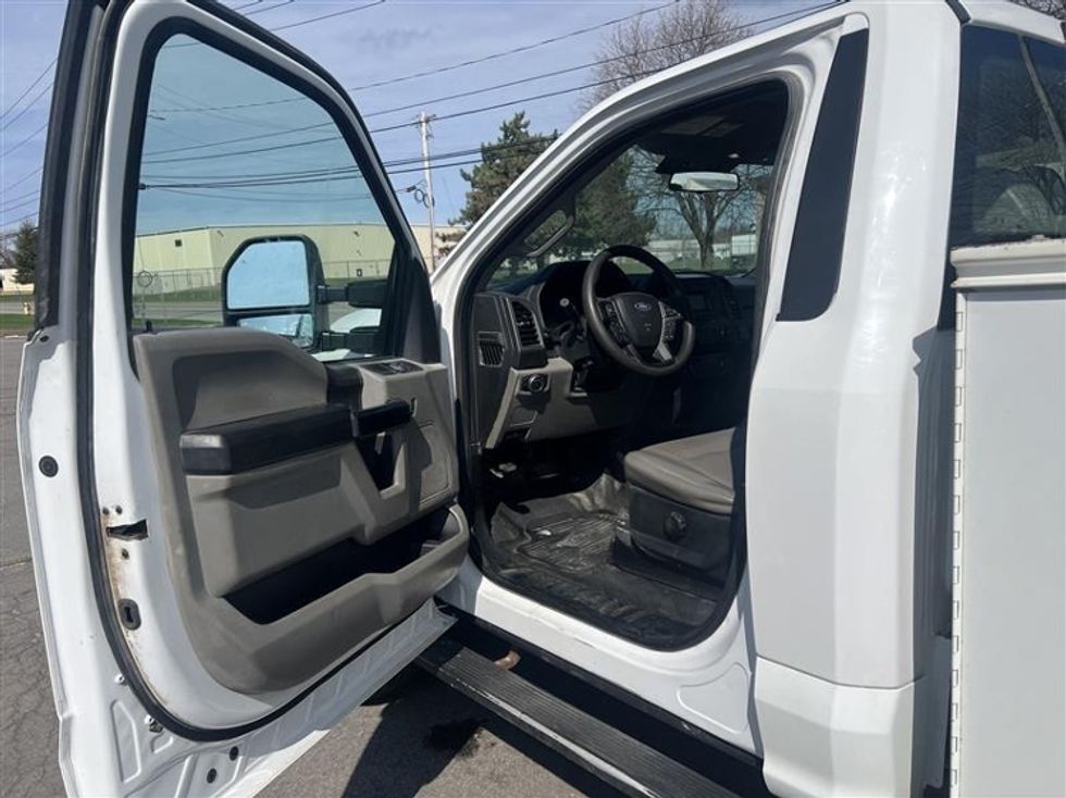 Utility Truck-Specialized Equipment-Ford-2019-F350-Rochester-NY-145,629\n\t\tmiles-$ 30,250 - Image 26