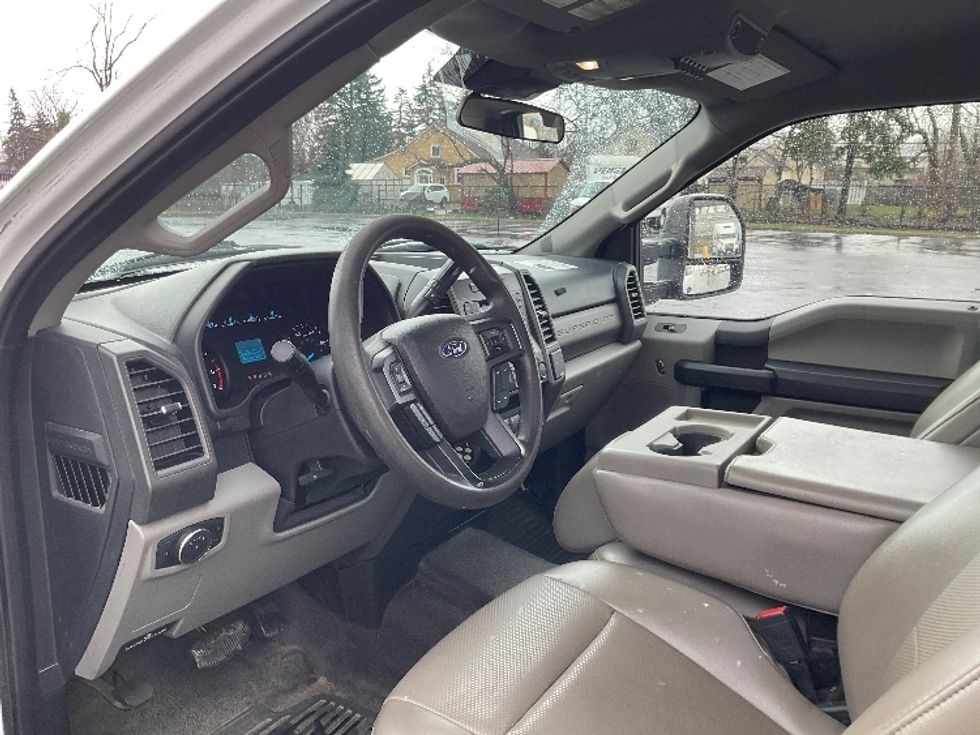 Utility Truck-Specialized Equipment-Ford-2020-F350-Rochester-NY-128,837\n\t\tmiles-$ 31,250 - Image 17