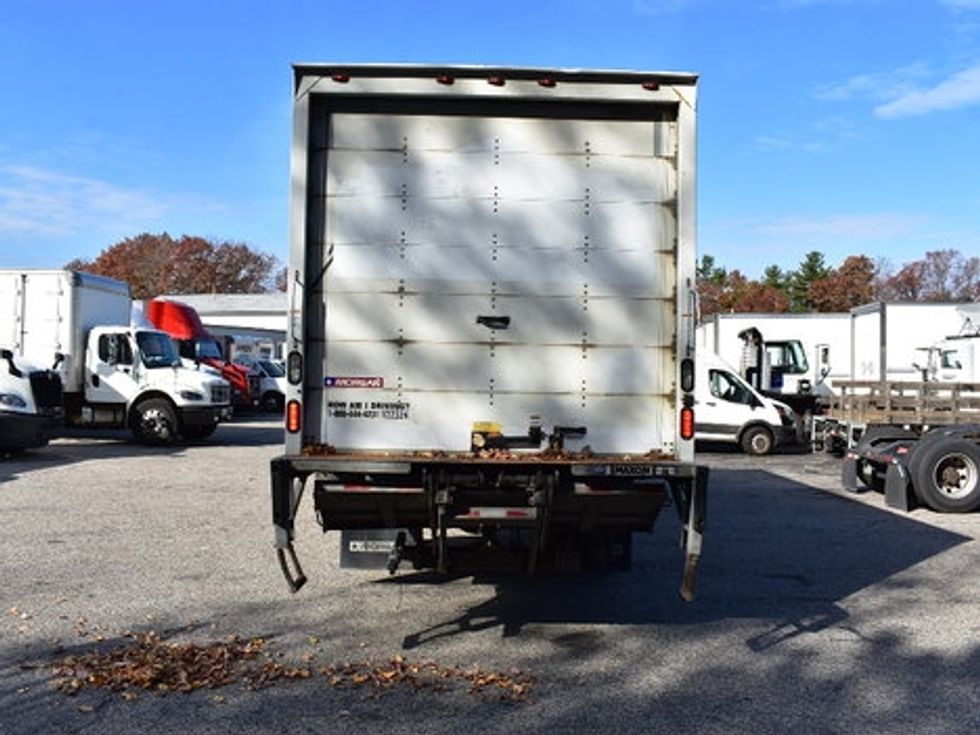 VAN-Light and Medium Duty Trucks-Isuzu-2018-FTR-Fitchburg-MA-128,338\n\t\tmiles-$ 42,500 - Image 6