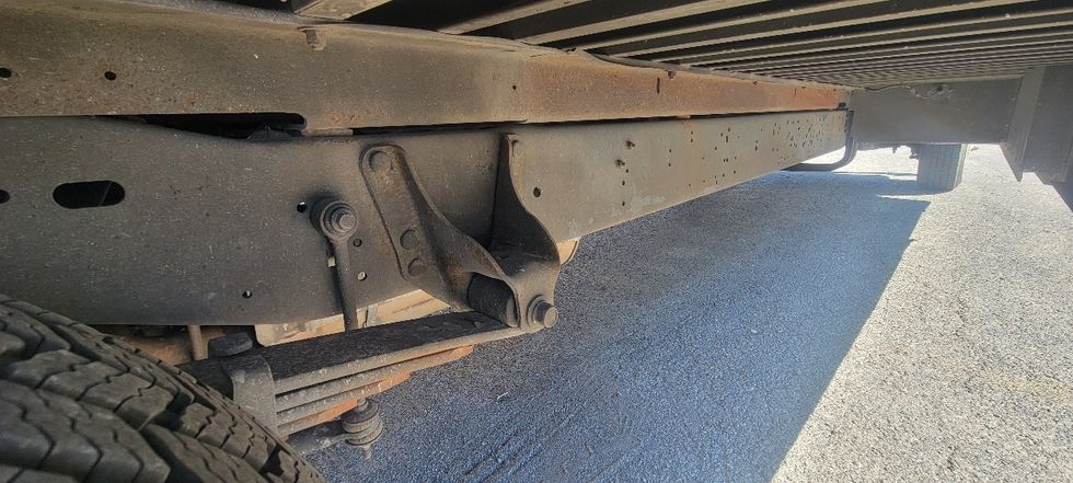 Walk-in Van (Step Van)-Light and Medium Duty Trucks-Ford-2019-E350-Middlefield-OH-129,816\n\t\tmiles-$ 17,000 - Image 13