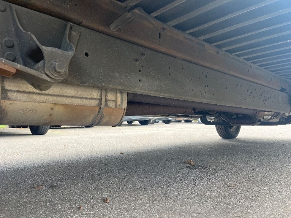 Walk-in Van (Step Van)-Light and Medium Duty Trucks-Ford-2019-E350-Middlefield-OH-133,704\n\t\tmiles-$ 16,000 - Image 13