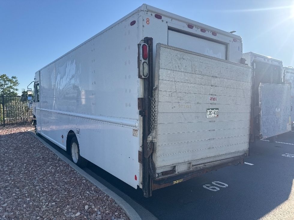Walk-in Van (Step Van)-Light and Medium Duty Trucks-Freightliner-2008-MT45-Aurora-CO-167,555\n\t\tmiles-$ 10,000 - Image 3