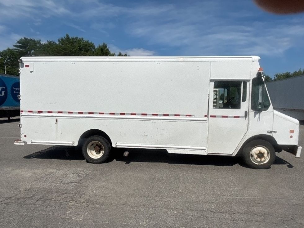 Walk-in Van (Step Van)-Light and Medium Duty Trucks-Freightliner-2008-MT45-Londonderry-NH-125,098\n\t\tmiles-$ 23,500 - Image 14