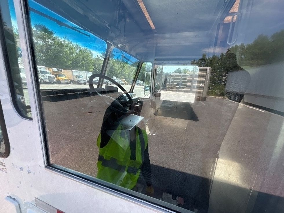 Walk-in Van (Step Van)-Light and Medium Duty Trucks-Freightliner-2008-MT45-Londonderry-NH-125,098\n\t\tmiles-$ 23,500 - Image 15