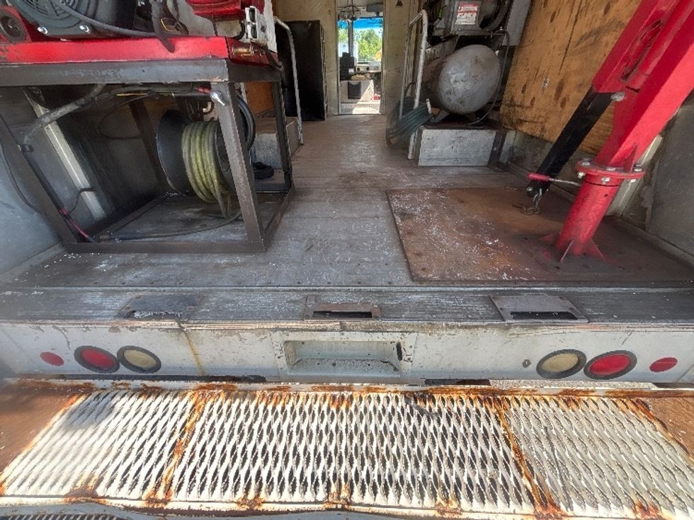 Walk-in Van (Step Van)-Light and Medium Duty Trucks-Freightliner-2008-MT45-Londonderry-NH-125,098\n\t\tmiles-$ 23,500 - Image 9