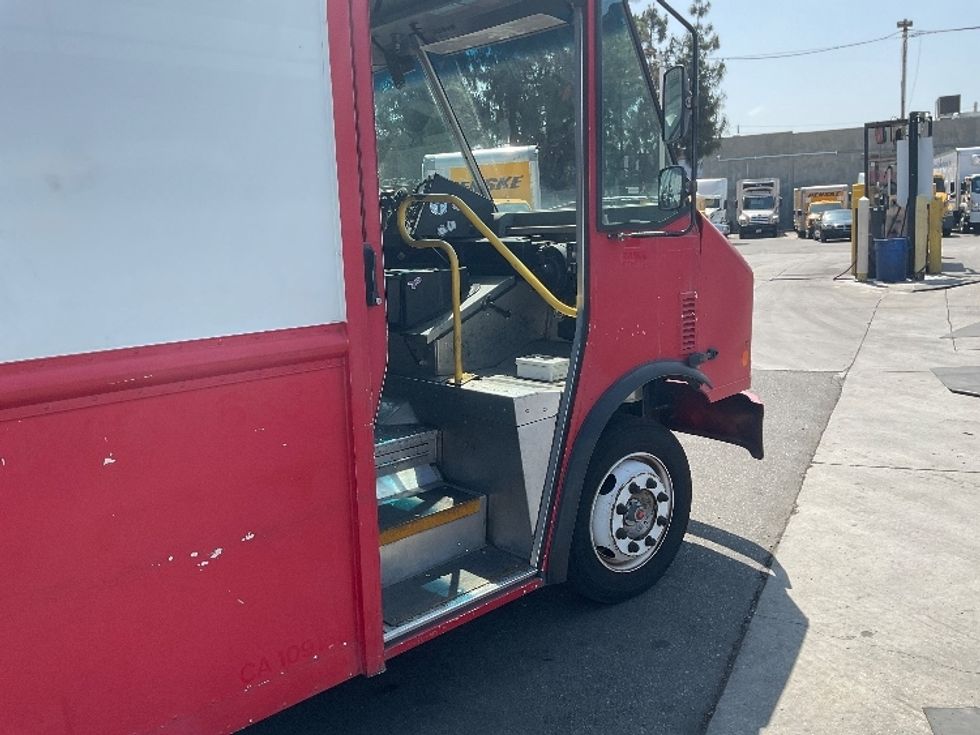 Walk-in Van (Step Van)-Light and Medium Duty Trucks-Freightliner-2016-MT45-Torrance-CA-158,723\n\t\tmiles-$ 38,750 - Image 20