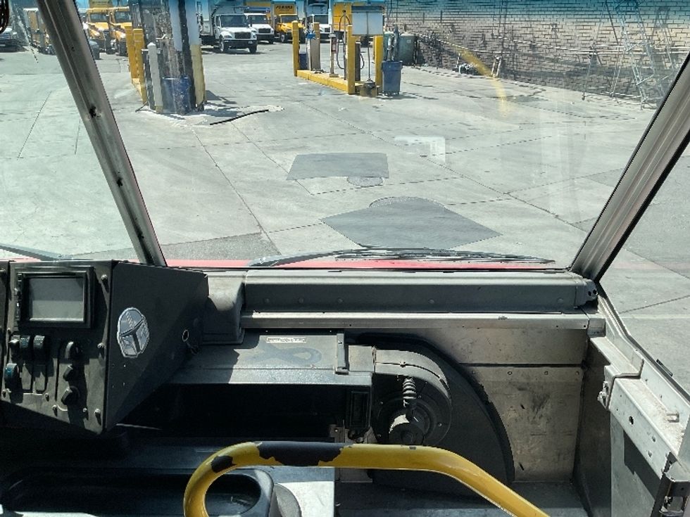 Walk-in Van (Step Van)-Light and Medium Duty Trucks-Freightliner-2016-MT45-Torrance-CA-158,723\n\t\tmiles-$ 38,750 - Image 21