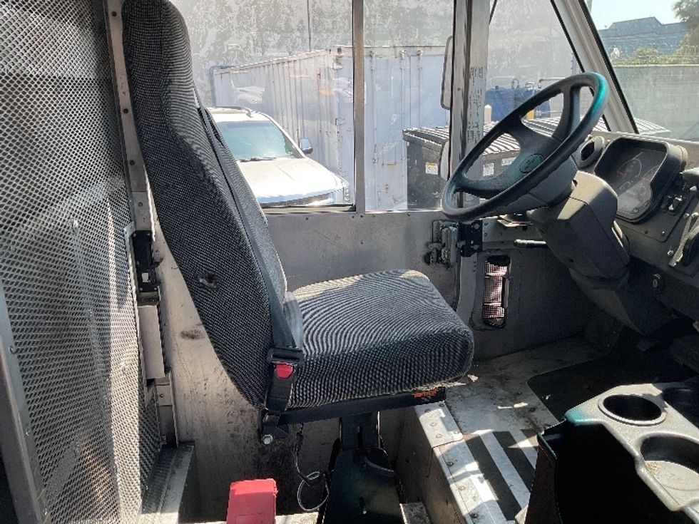 Walk-in Van (Step Van)-Light and Medium Duty Trucks-Freightliner-2016-MT45-Torrance-CA-158,723\n\t\tmiles-$ 38,750 - Image 22