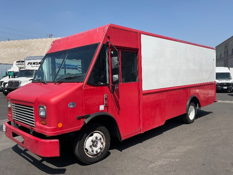 Walk-in Van (Step Van)-Light and Medium Duty Trucks-Freightliner-2016-MT45-Torrance-CA-158,723\n\t\tmiles-$ 38,750 - Image 3