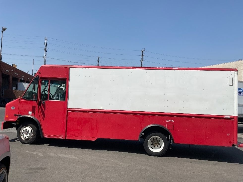 Walk-in Van (Step Van)-Light and Medium Duty Trucks-Freightliner-2016-MT45-Torrance-CA-158,723\n\t\tmiles-$ 38,750 - Image 4