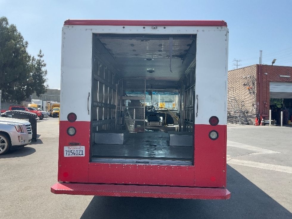 Walk-in Van (Step Van)-Light and Medium Duty Trucks-Freightliner-2016-MT45-Torrance-CA-158,723\n\t\tmiles-$ 38,750 - Image 8
