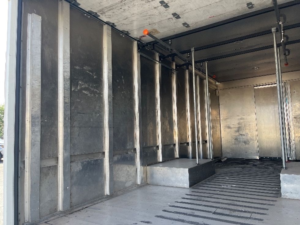 Walk-in Van (Step Van)-Light and Medium Duty Trucks-Freightliner-2017-MT45-El Paso-TX-171,198\n\t\tmiles-$ 43,000 - Image 11
