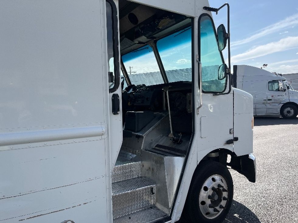 Walk-in Van (Step Van)-Light and Medium Duty Trucks-Freightliner-2017-MT45-El Paso-TX-171,198\n\t\tmiles-$ 43,000 - Image 20