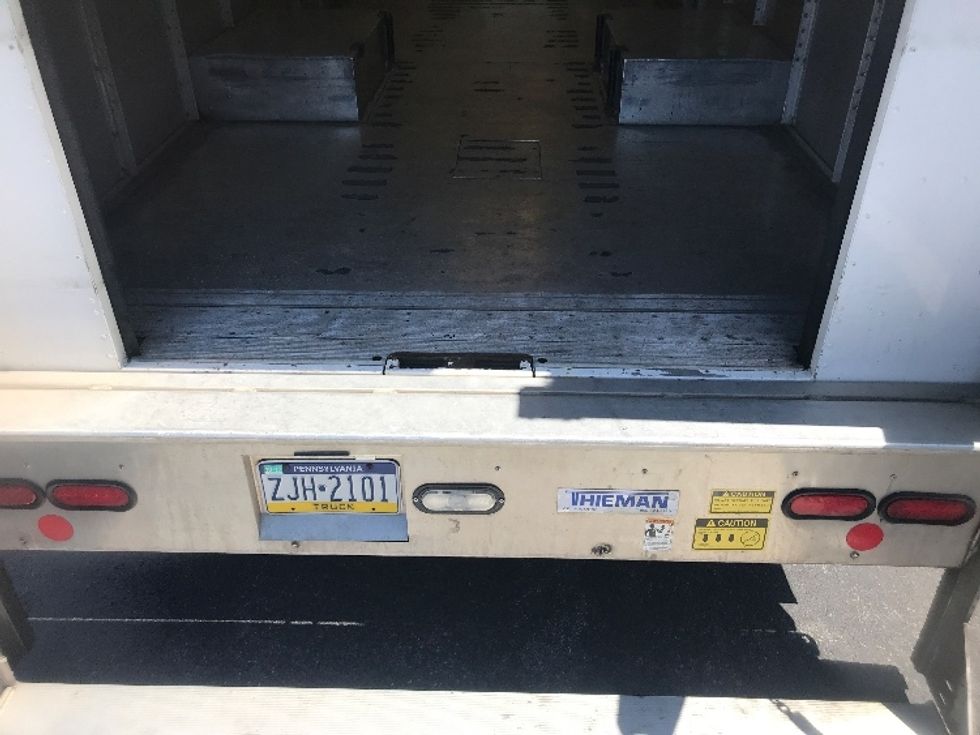 Walk-in Van (Step Van)-Light and Medium Duty Trucks-Freightliner-2017-MT45-Harrisburg-PA-221,101\n\t\tmiles-$ 39,000 - Image 10